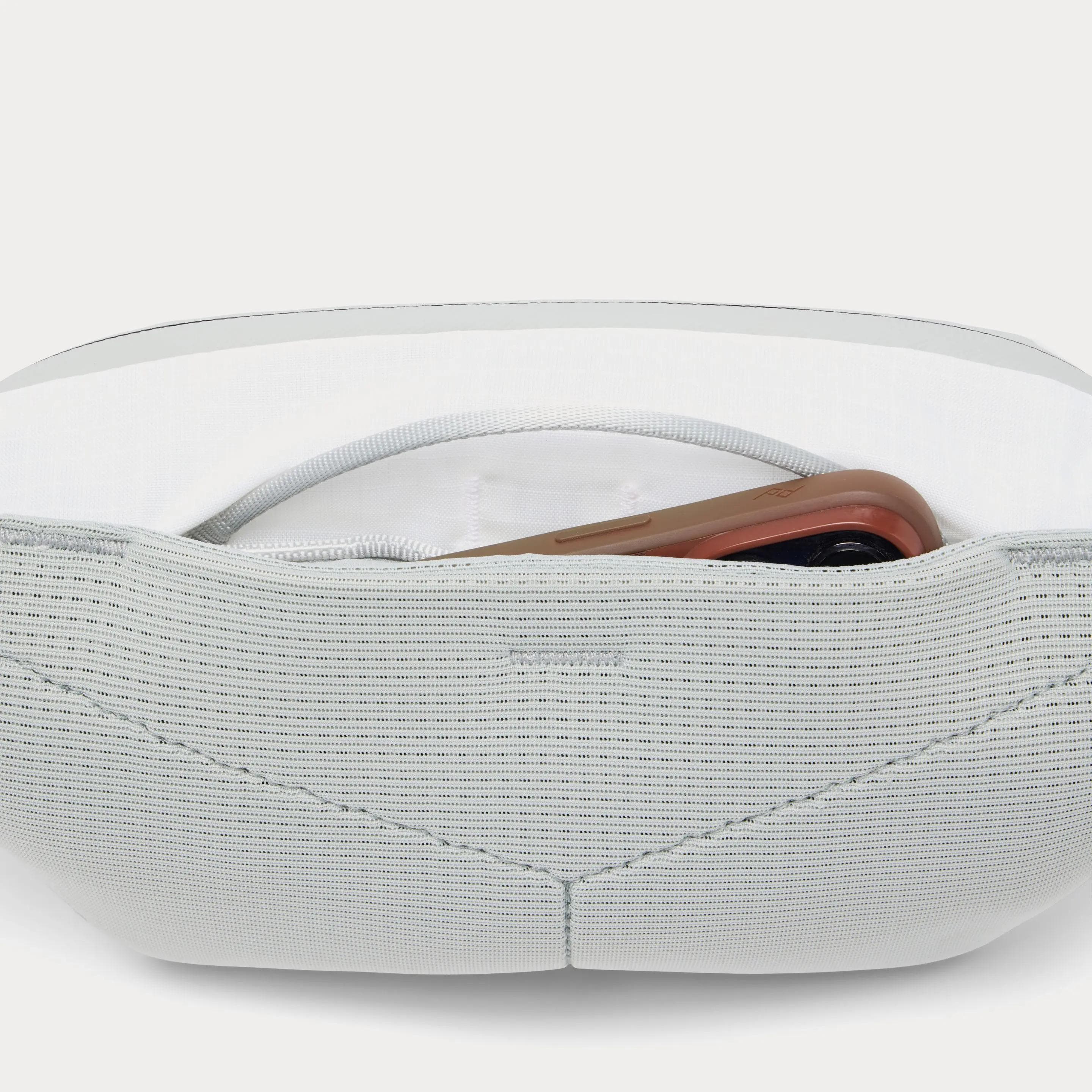 Peak Design Sling featured on Moment Journal's best camera sling for creators