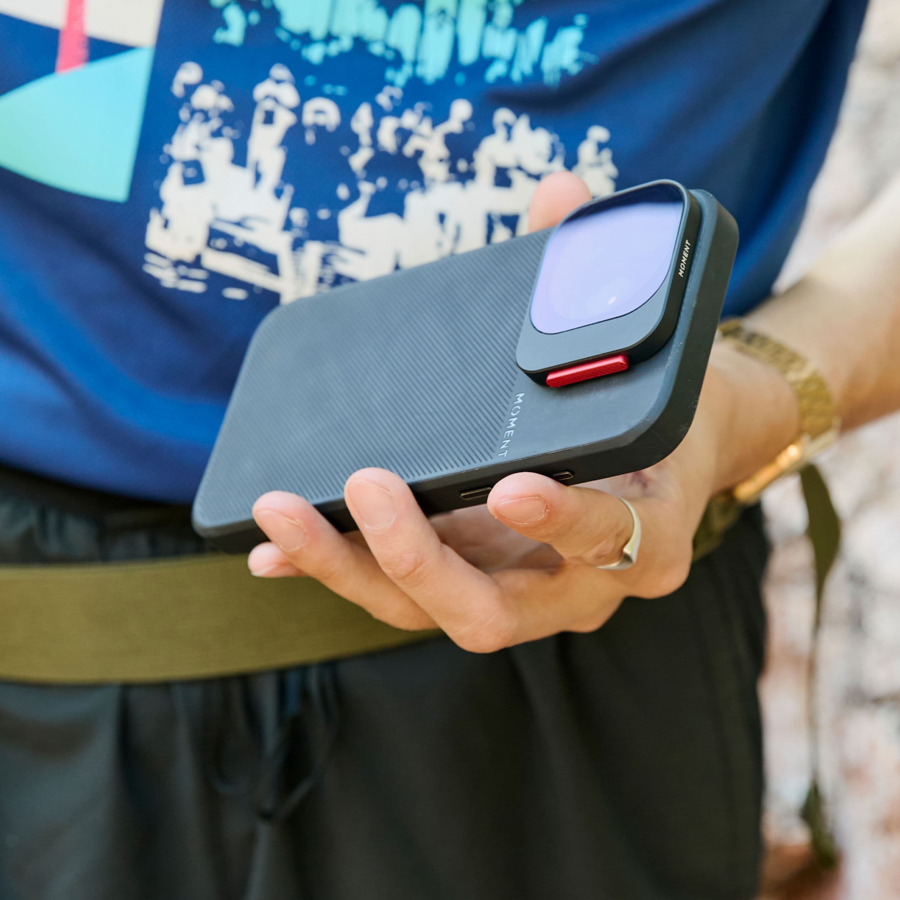 QuickLock VND filter gives a low profile for exposure control.